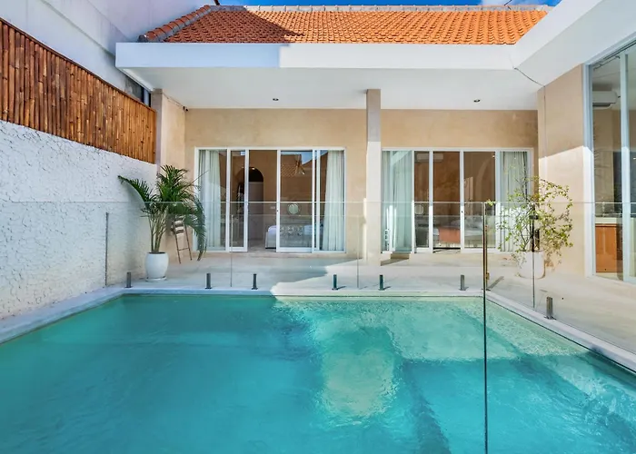 Vakantiehuis Luxury 3bdr With Private Pool